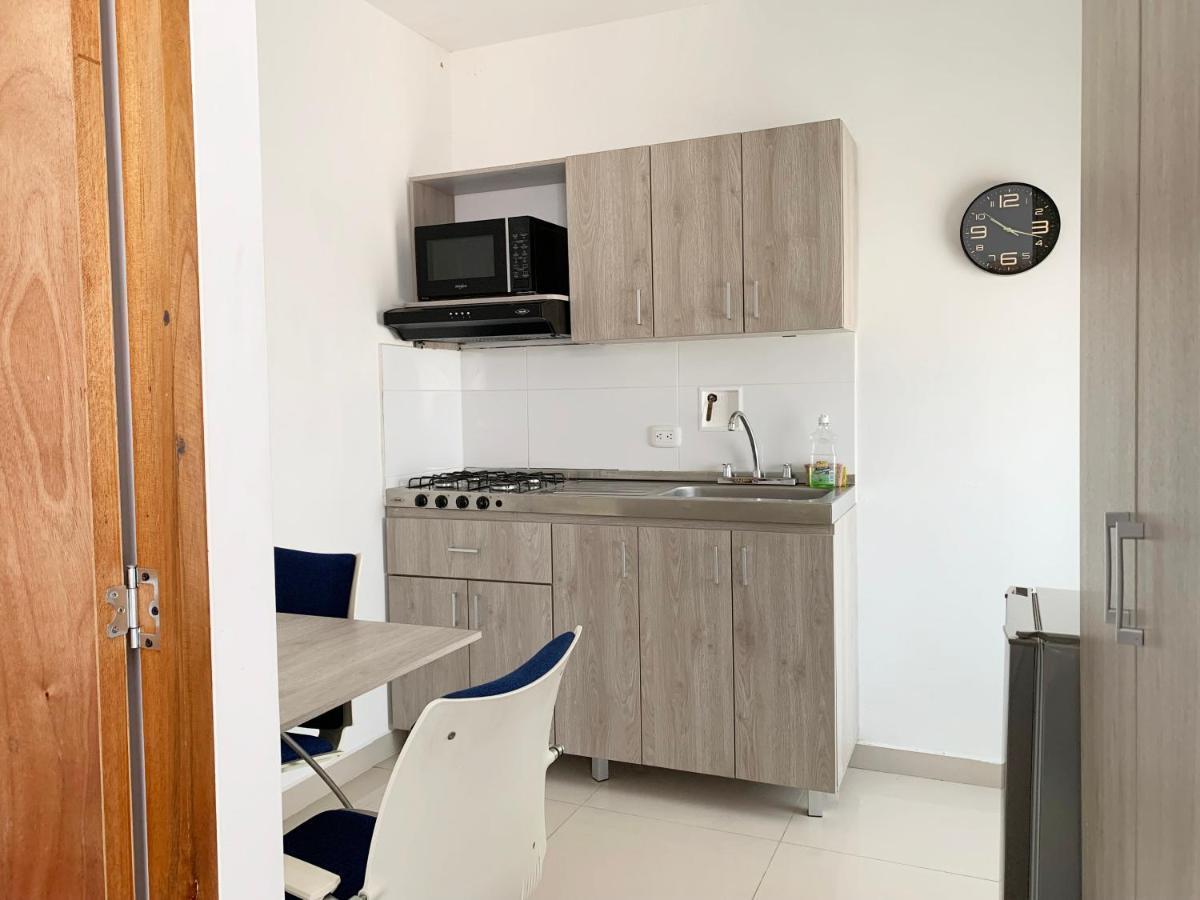 New Studio Apartment For Two ميديلين المظهر الخارجي الصورة